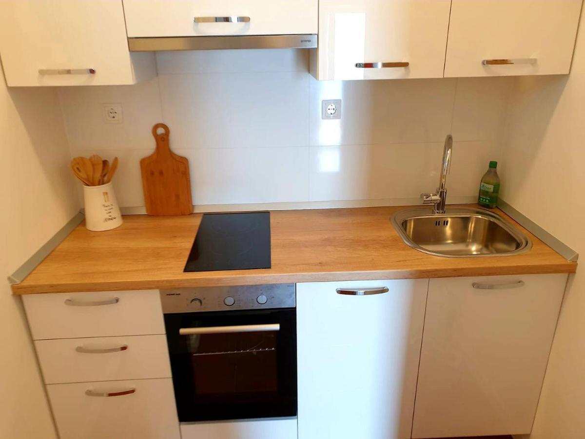 Apartments Kuzmanic Omis Ngoại thất bức ảnh